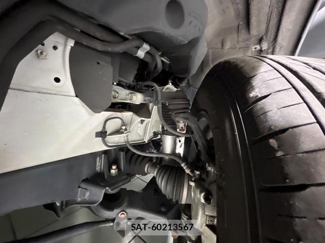 Toyota HIACE VAN 2023-08 8363069-19