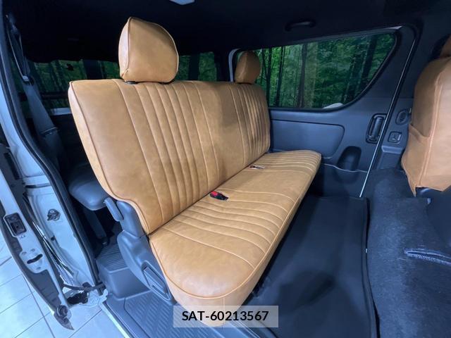 Toyota HIACE VAN 2023-08 8363069-8