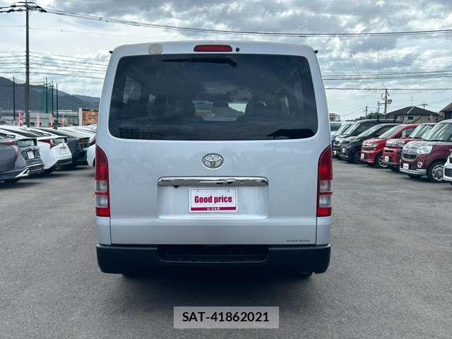 Toyota HIACE VAN 2010-11 8363196-1