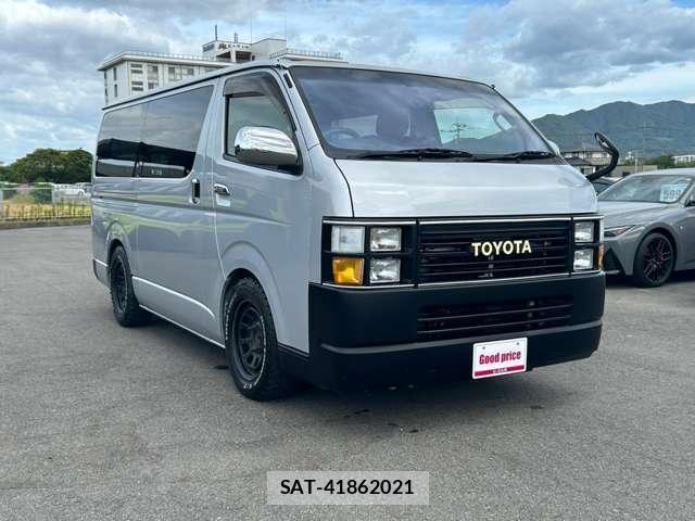 Toyota HIACE VAN 2010-11 8363196-10