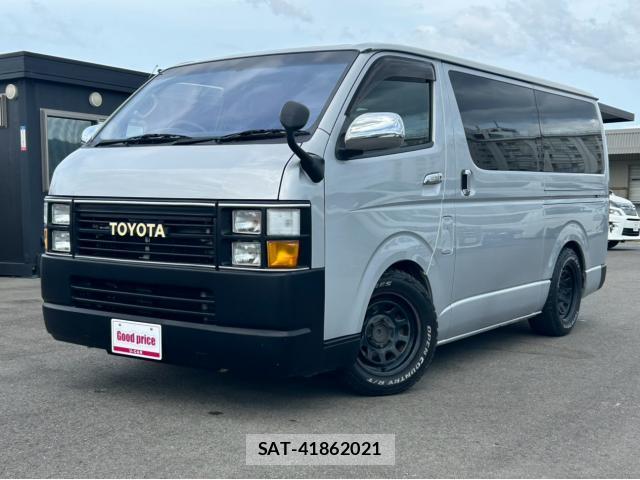 Toyota HIACE VAN 2010-11 8363196-11