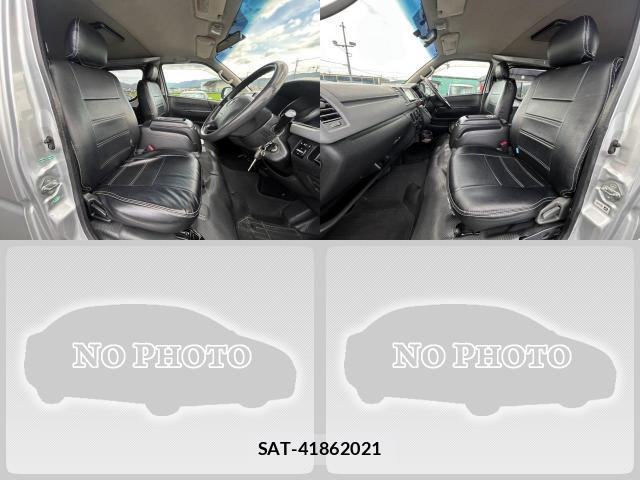 Toyota HIACE VAN 2010-11 8363196-5