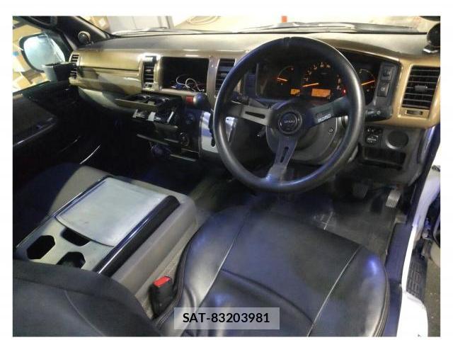 Toyota HIACE VAN 2014-10 8363341-2