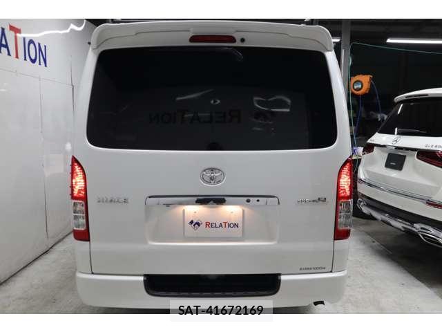 Toyota HIACE VAN 2019-02 8363477-4