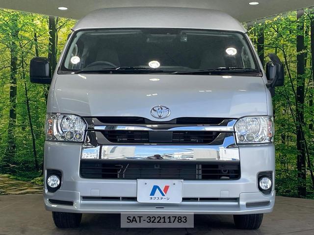 Toyota HIACE VAN 2021-07 8363711-13