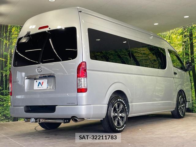Toyota HIACE VAN 2021-07 8363711-16