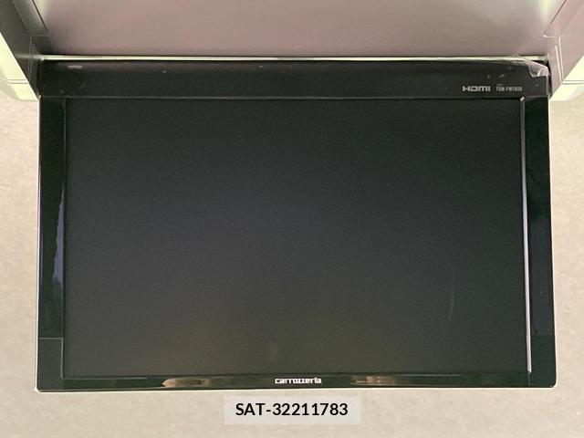 Toyota HIACE VAN 2021-07 8363711-3