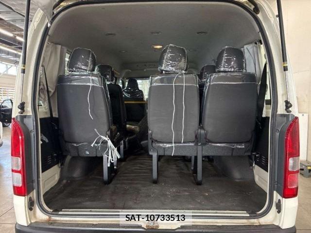 Toyota HIACE WAGON 2011-06 8361627-2