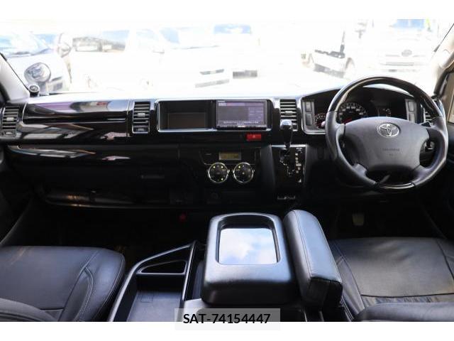 Toyota HIACE WAGON 2013-02 8362848-1
