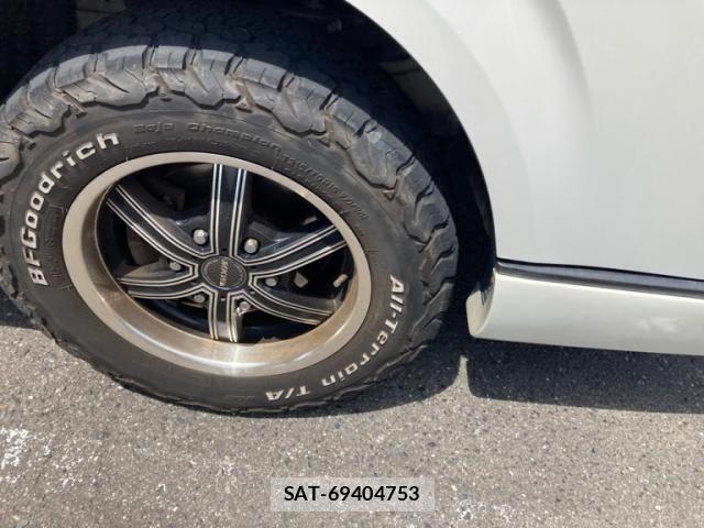 Toyota HIACE WAGON 2013-10 8362970-13