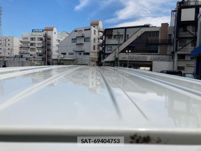 Toyota HIACE WAGON 2013-10 8362970-8