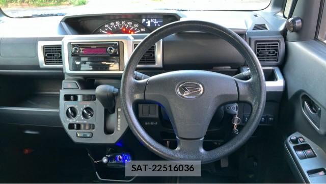 Daihatsu HIJET CADDIE 2017-05 8362262-16