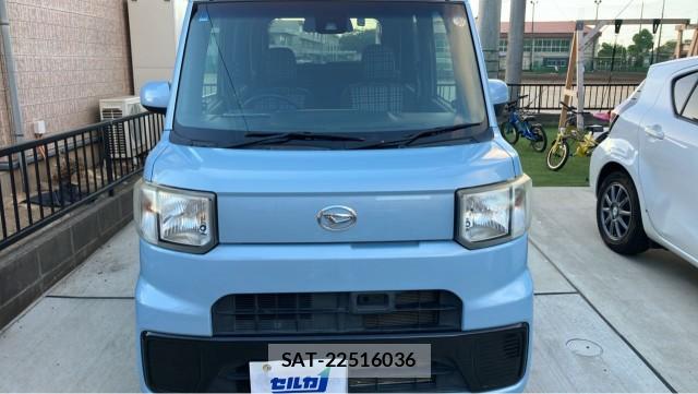 Daihatsu HIJET CADDIE 2017-05 8362262-9