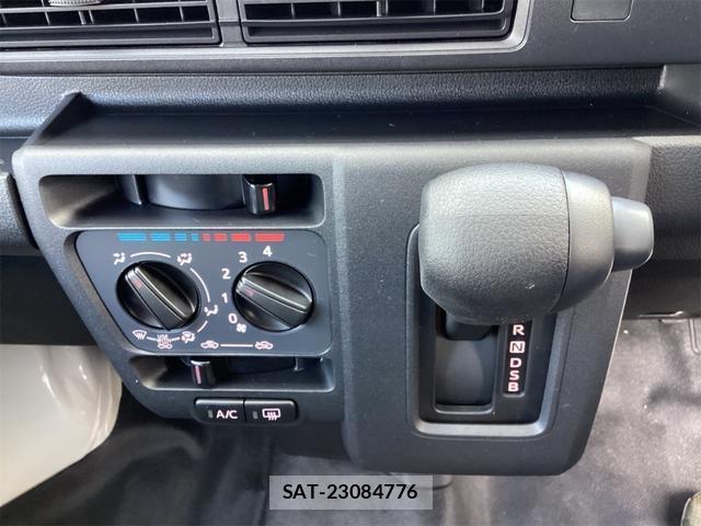 Daihatsu HIJET CARGO 2025-10 8362428-6