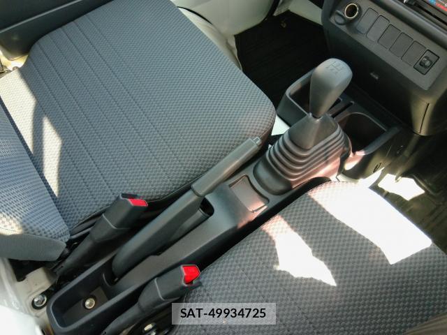 Daihatsu HIJET TRUCK 2016-05 8362509-17
