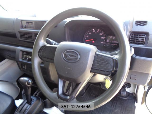 Daihatsu HIJET TRUCK 2022-07 8363117-11