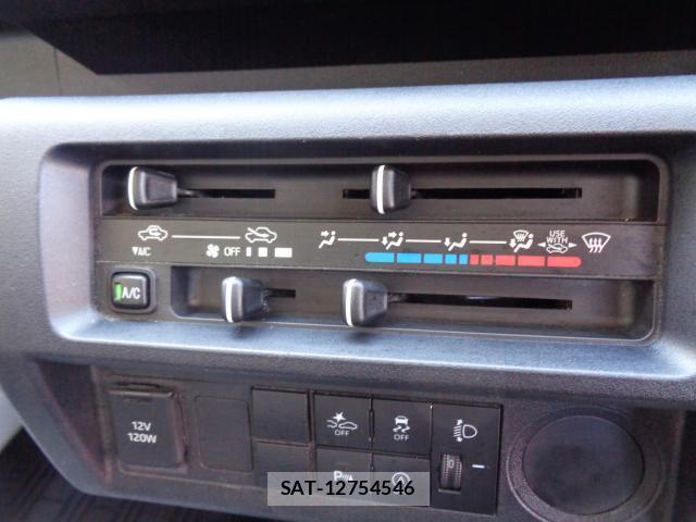 Daihatsu HIJET TRUCK 2022-07 8363117-15