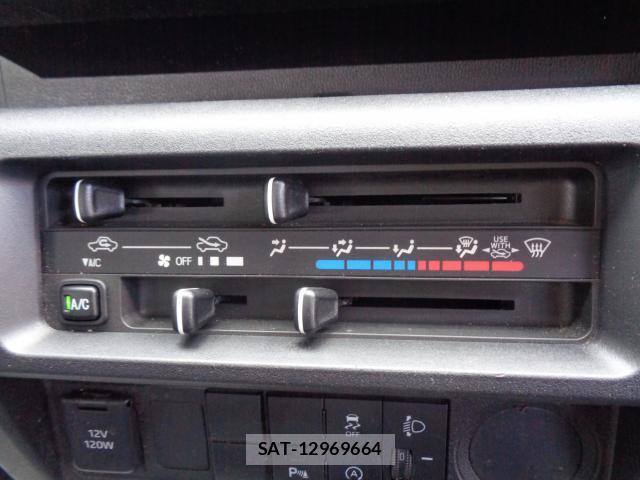 Daihatsu HIJET TRUCK 2024-01 8363118-12
