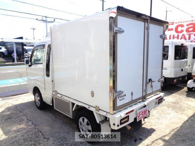 Daihatsu HIJET TRUCK 2015-04 8363121-6