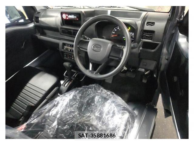 Daihatsu HIJET TRUCK 2024-07 8363333-2