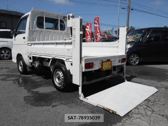 Daihatsu HIJET TRUCK 2011-07 8363821-18