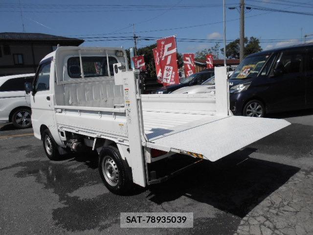 Daihatsu HIJET TRUCK 2011-07 8363821-6