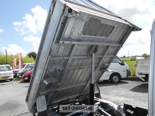 Daihatsu HIJET TRUCK 2012-01 8363823-5