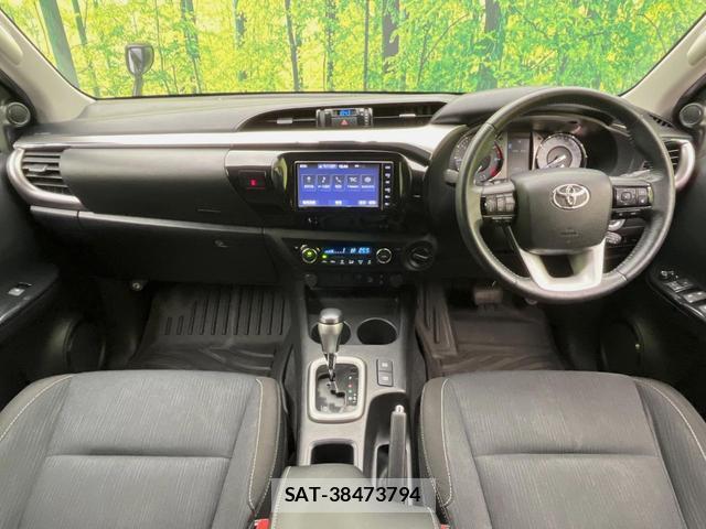 Toyota HILUX 2021-05 8360534-1