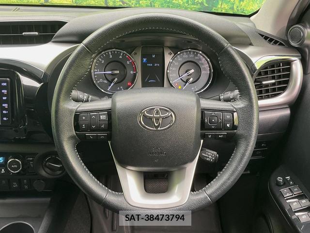 Toyota HILUX 2021-05 8360534-10