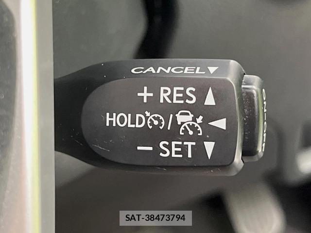 Toyota HILUX 2021-05 8360534-4