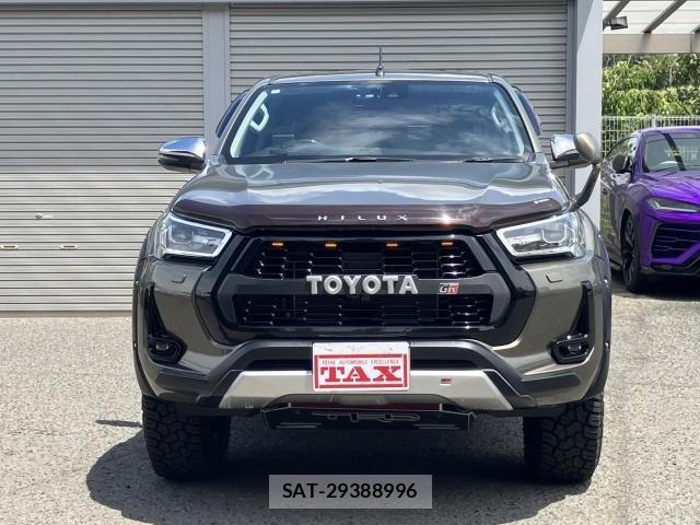 Toyota HILUX 2021-01 8360945-17