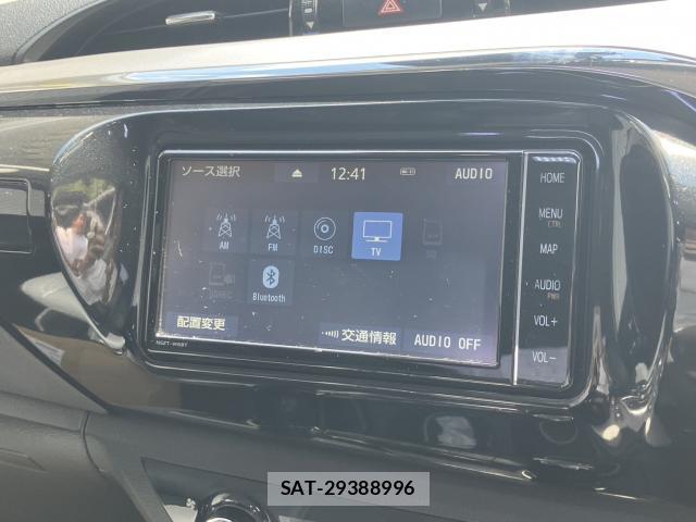 Toyota HILUX 2021-01 8360945-6