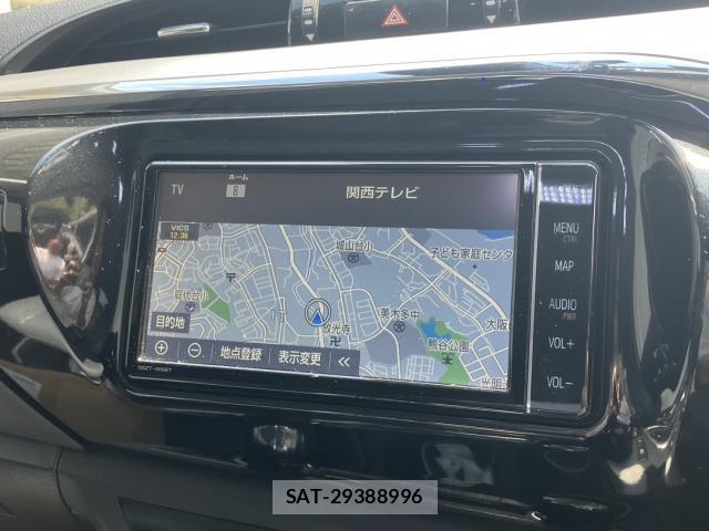 Toyota HILUX 2021-01 8360945-8