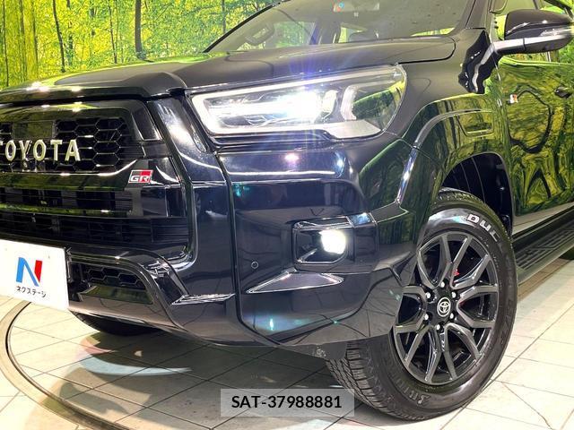 Toyota HILUX 2023-03 8360999-10