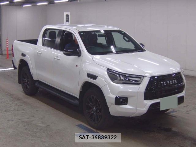 Toyota HILUX 2024-10 8361645-0