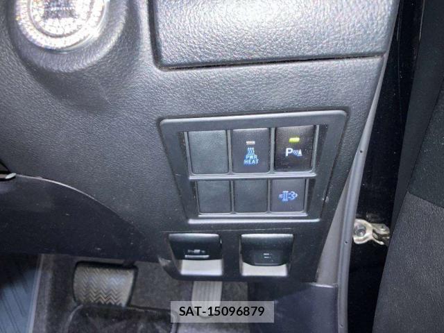 Toyota HILUX 2023-07 8362168-7