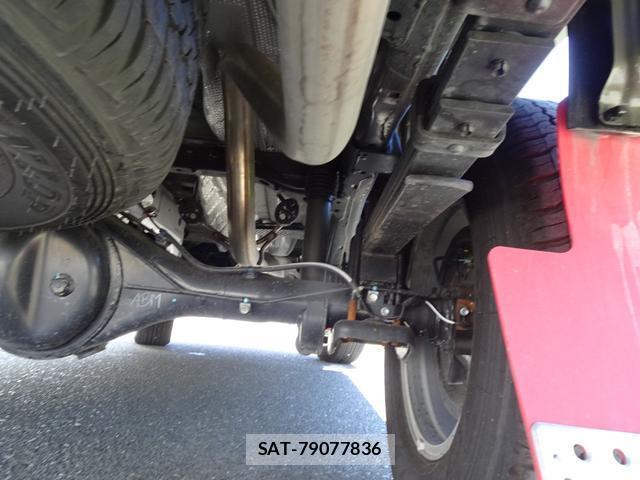 Toyota HILUX 2024-07 8362502-13