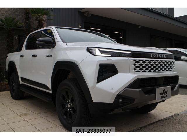 Toyota HILUX 2026-07 8363125-17
