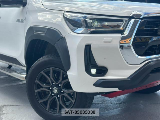 Toyota HILUX 2020-09 8363372-4