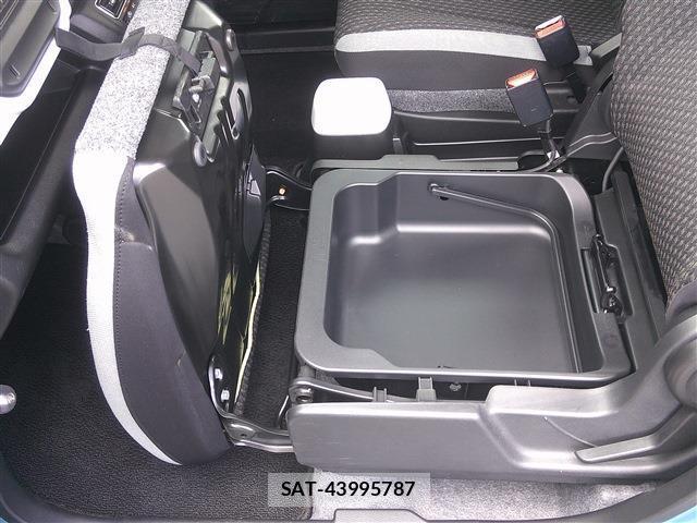 Suzuki HUSTLER 2020-06 8361450-18
