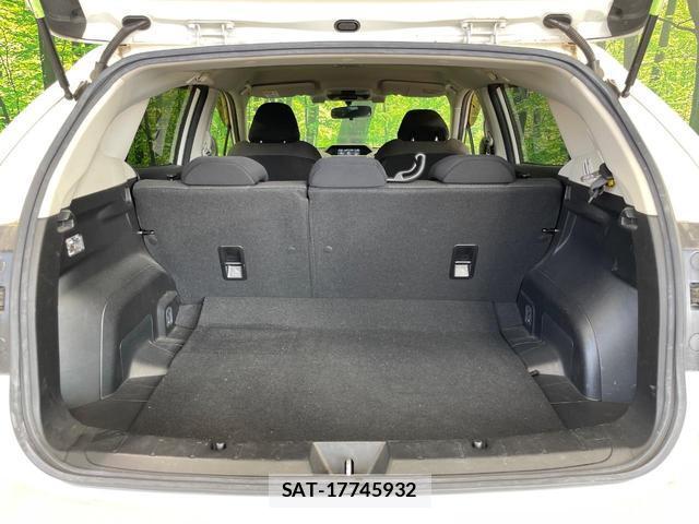 Subaru IMPREZA SPORTS 2017-08 8360700-9