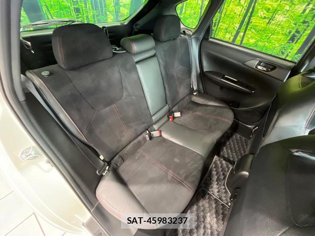 Subaru IMPREZA 2011-12 8363064-8