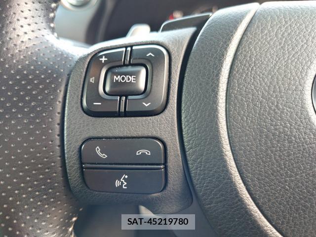 Lexus IS 2020-12 8360582-11