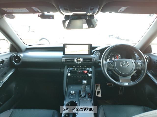 Lexus IS 2020-12 8360582-9
