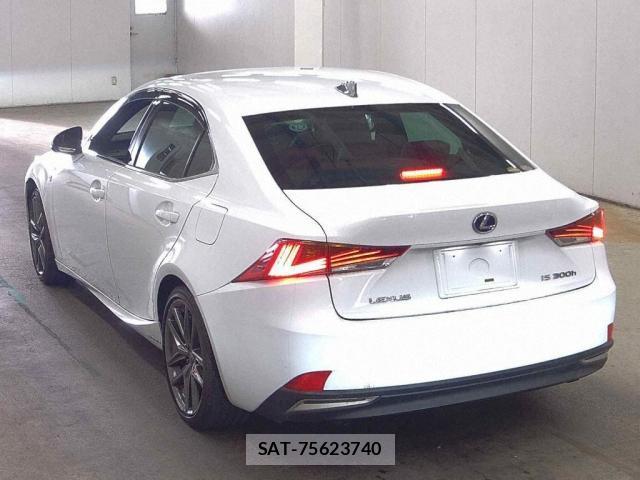 Lexus IS 2019-09 8362717-1