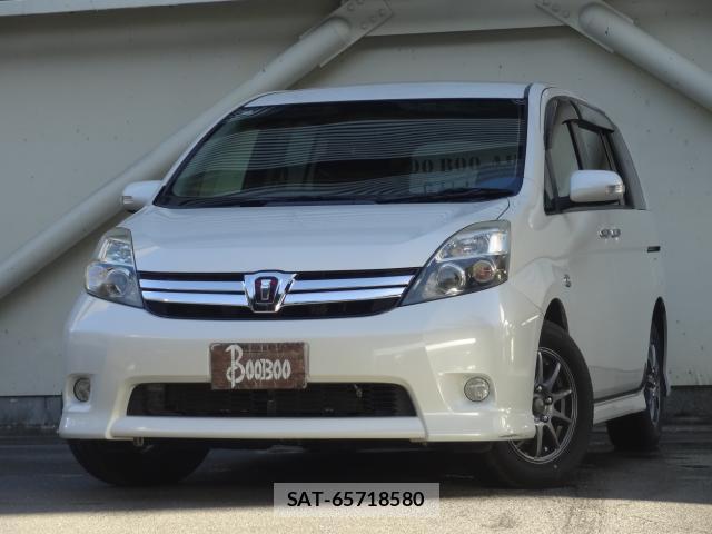 Toyota ISIS 2012-07 8362642-0
