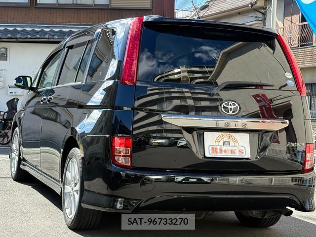 Toyota ISIS 2009-07 8363841-8