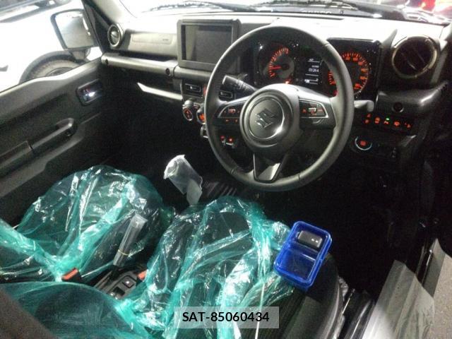Suzuki JIMNY 2026-06 8360716-2