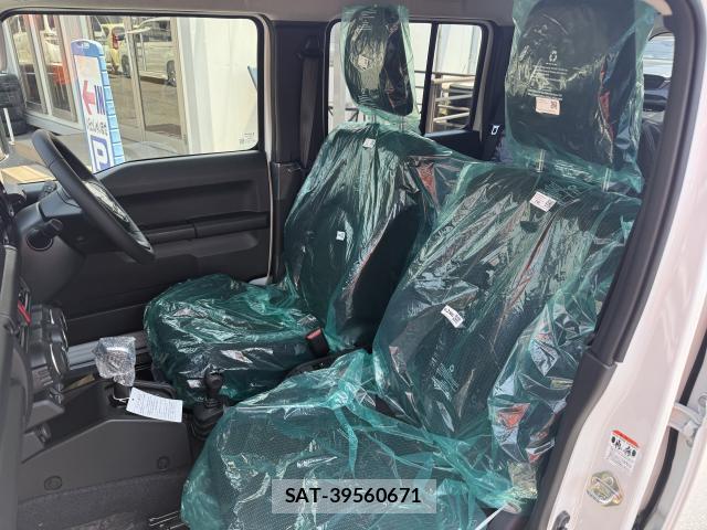 Suzuki JIMNY 2026-03 8360801-11