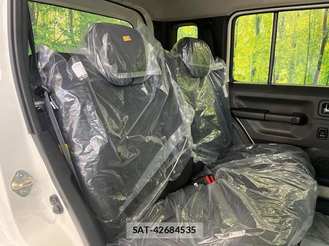 Suzuki JIMNY 2026-06 8363544-8